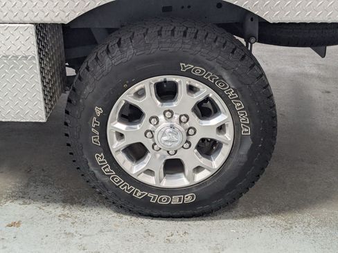 Used 2022 RAM 2500 Laramie AWD/4WD image 24