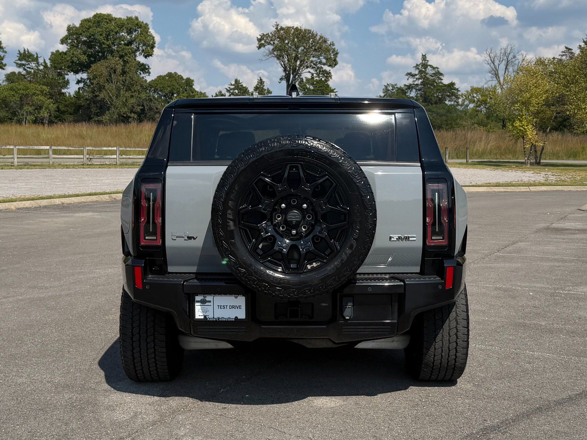 Used 2024 GMC Hummer EV 2X AWD/4WD image 5