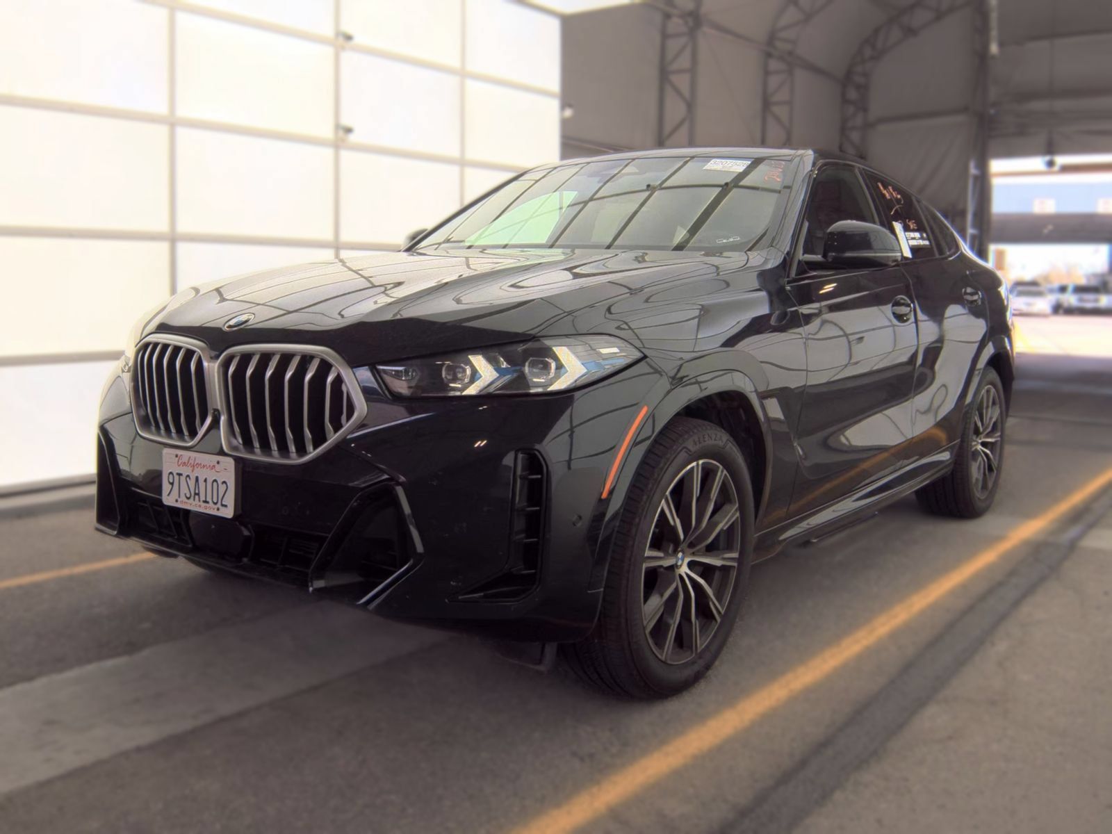 Used 2026 BMW X6 xDrive40i AWD/4WD image 1