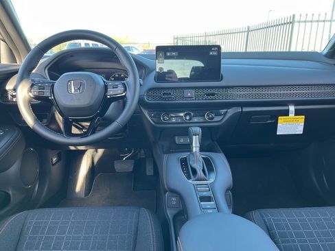 Certified 2026 Honda HR-V Sport image 16