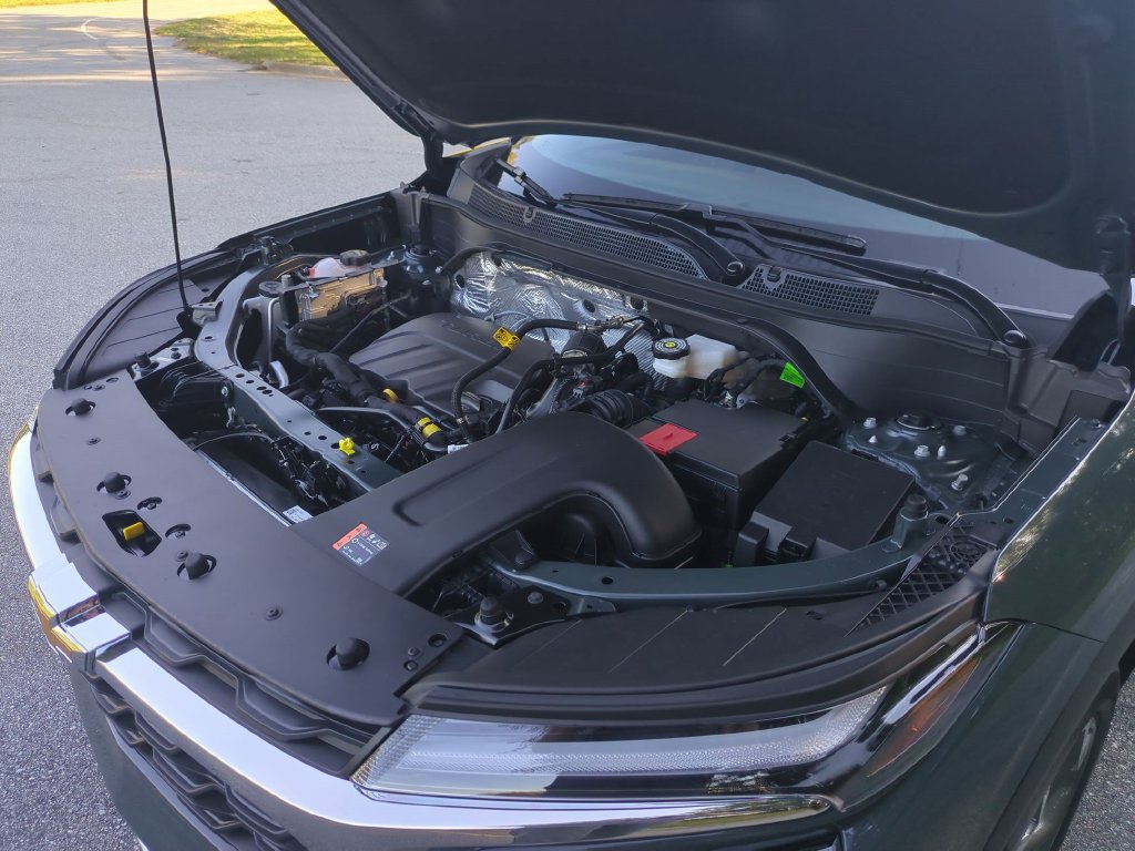 New 2026 Chevrolet Trax LT w/ LT Convenience Package FWD image 37