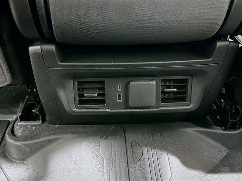 New 2026 GMC Sierra 1500 SLE image 26