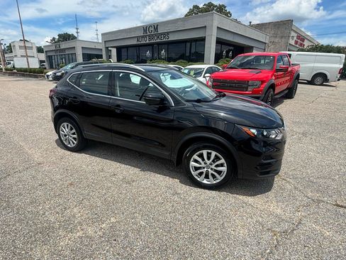 Used 2022 Nissan Rogue Sport SV w/ Technology Package AWD/4WD image 37