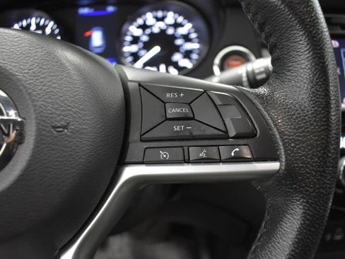Used 2020 Nissan Rogue SV FWD image 26