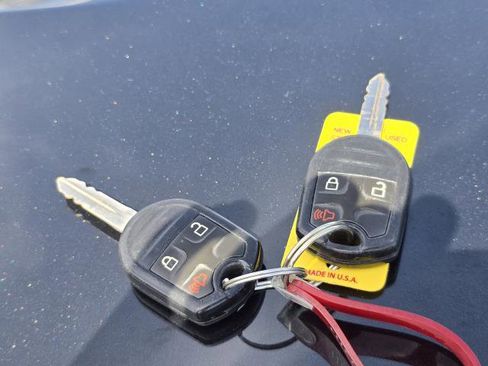 Used 2013 Ford F150 STX w/ Mid Equipment Group AWD/4WD image 32