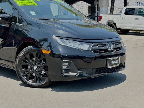 Used 2025 Honda Odyssey Sport-L image 3