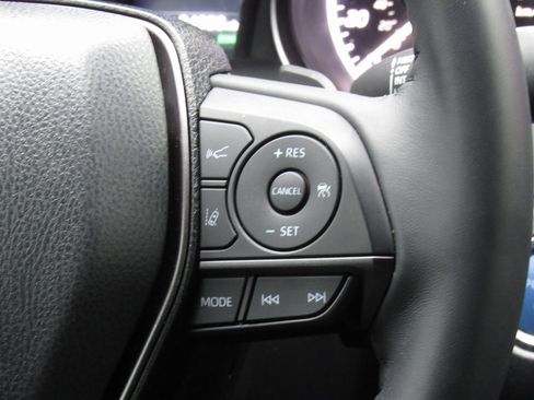 Certified 2024 Toyota Camry SE w/ Convenience Package image 25