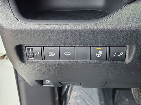 Certified 2022 Toyota RAV4 XSE image 26