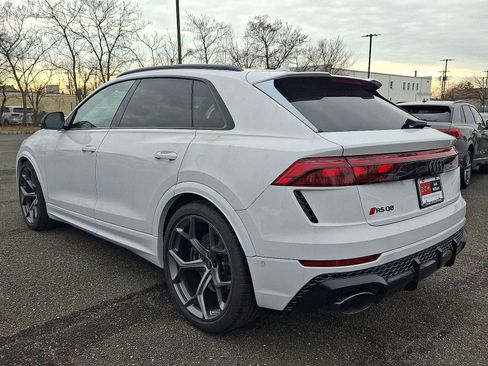 New 2026 Audi RS Q8 performance image 12