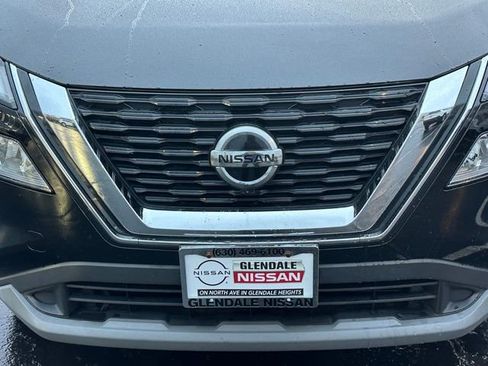 Certified 2021 Nissan Rogue SV image 8