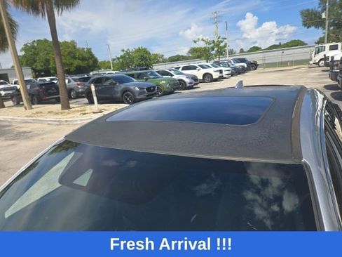 Used 2019 Honda Civic EX image 15