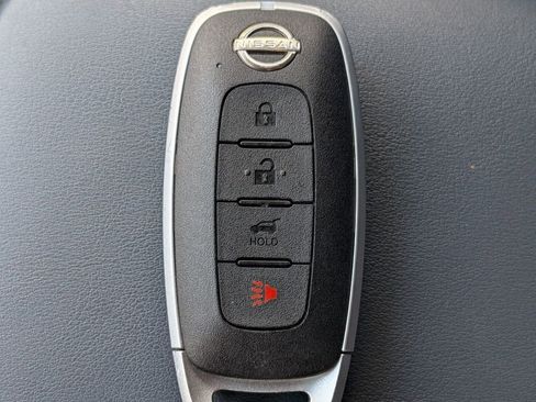 Used 2023 Nissan Ariya AWD/4WD image 39
