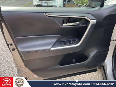 Certified 2024 Toyota RAV4 XLE AWD/4WD image 17