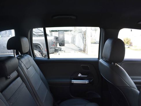 Used 2022 Mercedes-Benz GLB 35 AMG 4MATIC image 25