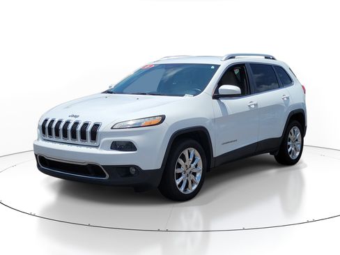 Used 2016 Jeep Cherokee Limited FWD image 3