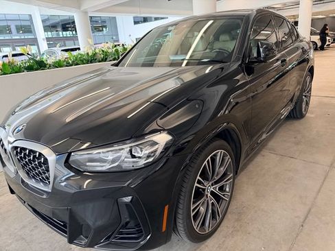 Used 2022 BMW X4 xDrive30i w/ M Sport Package 2 AWD/4WD image 31
