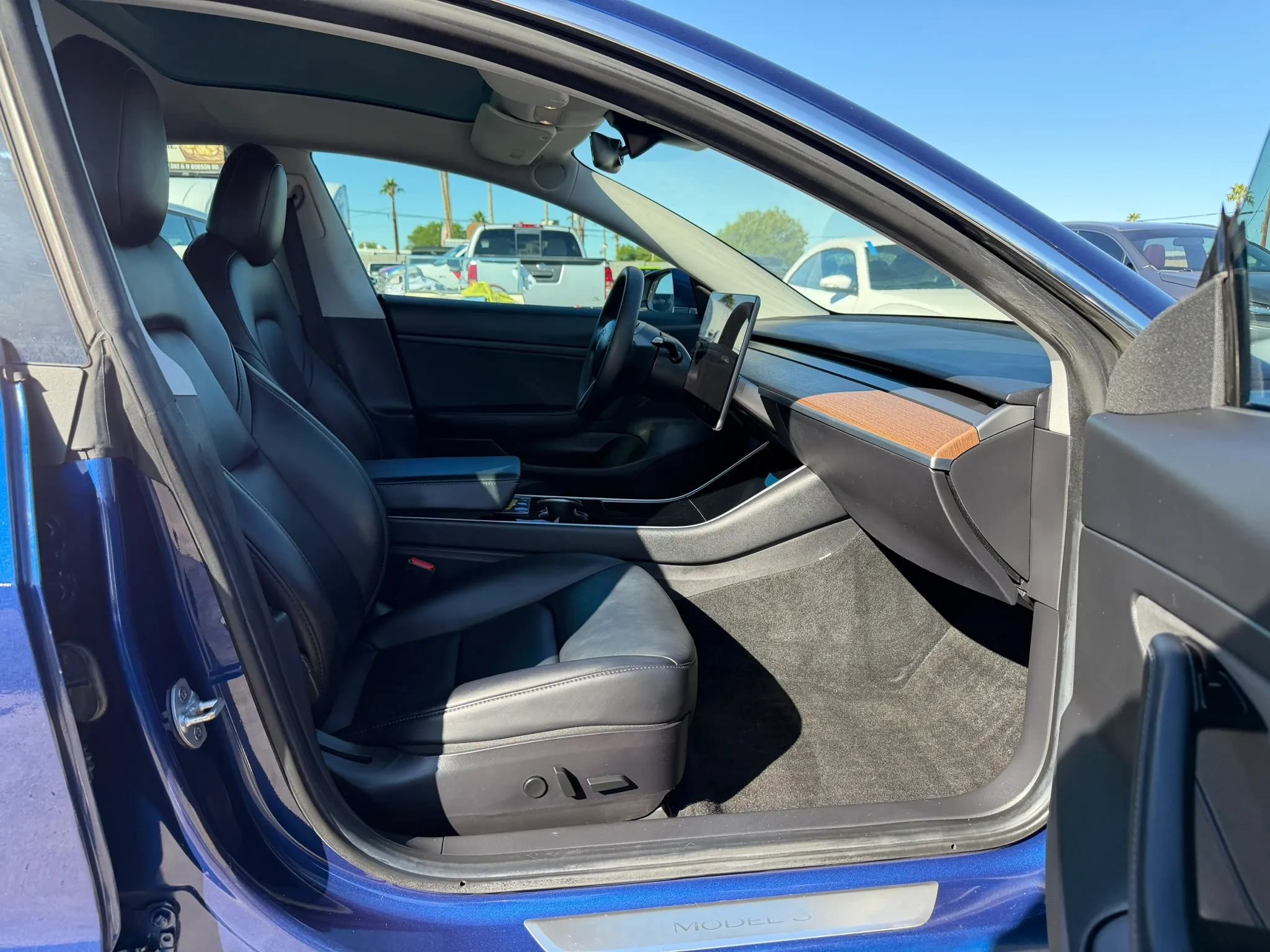 Used 2020 Tesla Model 3 Standard Range Plus RWD image 28