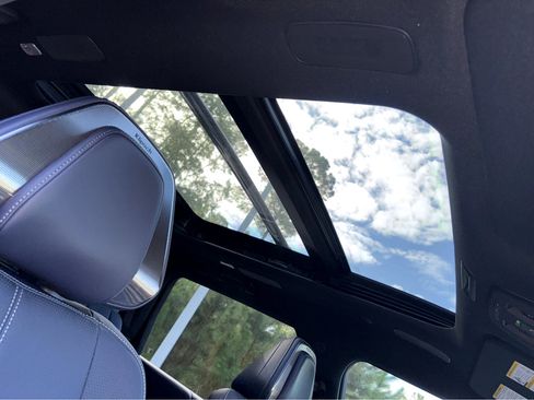 New 2026 INFINITI QX80 Autograph w/ Premium Cargo Package image 21