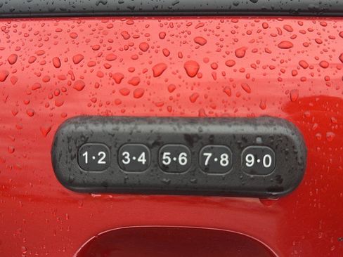 Used 2019 Ford Ranger Lariat w/ Equipment Group 501A Mid image 10