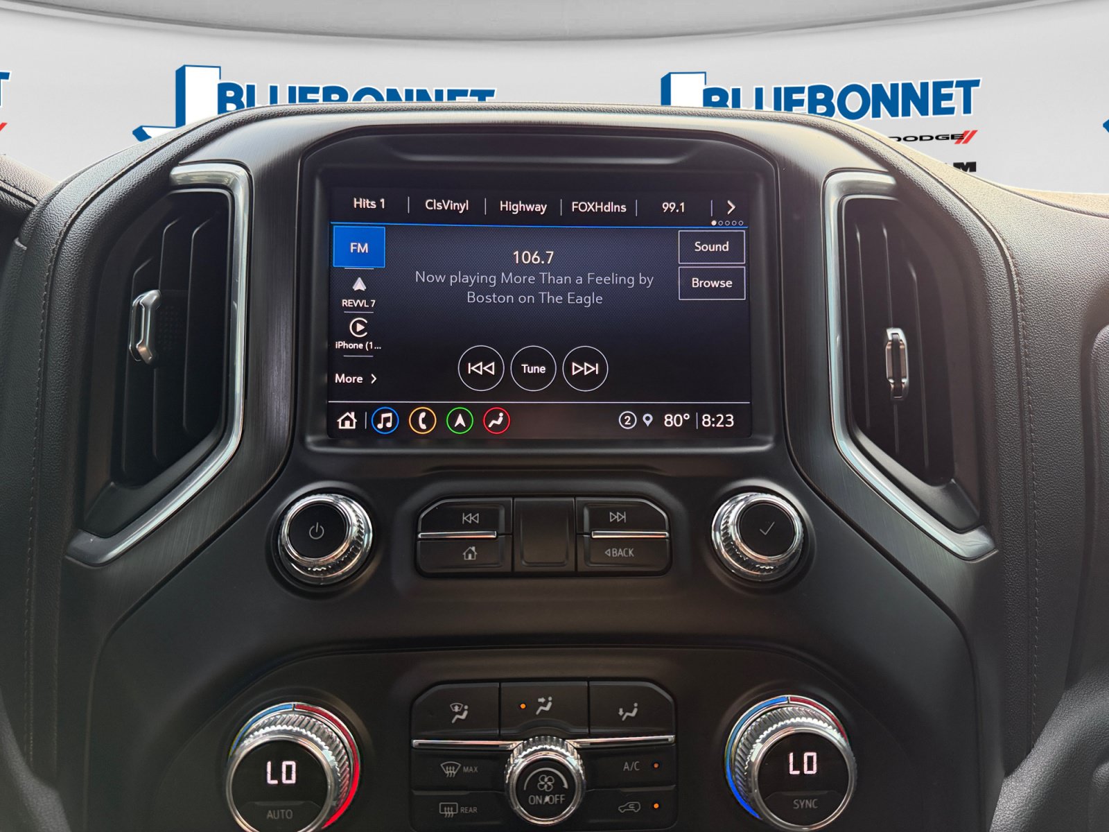 Used 2022 GMC Sierra 2500 AT4 w/ AT4 Preferred Package AWD/4WD image 15