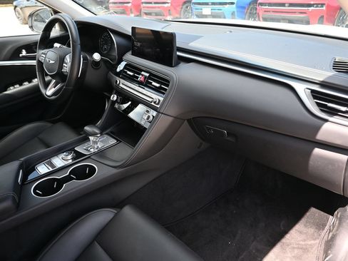 Used 2025 Genesis G70 2.5T RWD image 35