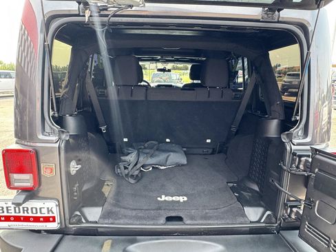 Used 2016 Jeep Wrangler Unlimited Sport AWD/4WD image 26