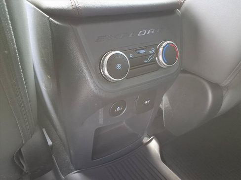 Used 2026 Ford Explorer Active w/ Active Comfort Package AWD/4WD image 16
