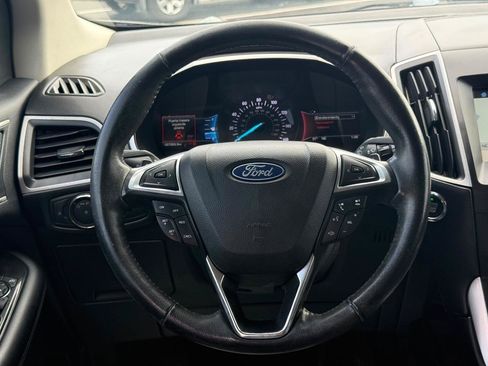 Used 2018 Ford Edge SEL w/ Equipment Group 201A FWD image 12