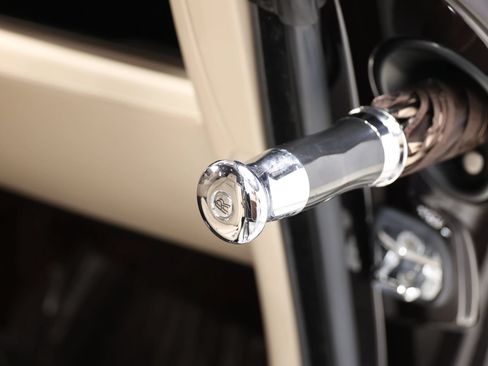 Used 2015 Rolls-Royce Wraith RWD image 99