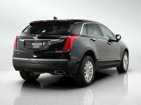 Used 2019 Cadillac XT5 AWD image 5