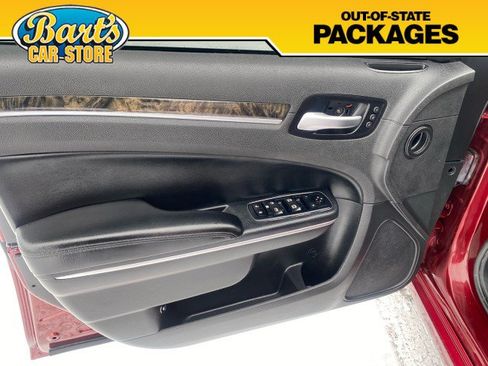 Used 2016 Chrysler 300 Limited RWD image 24