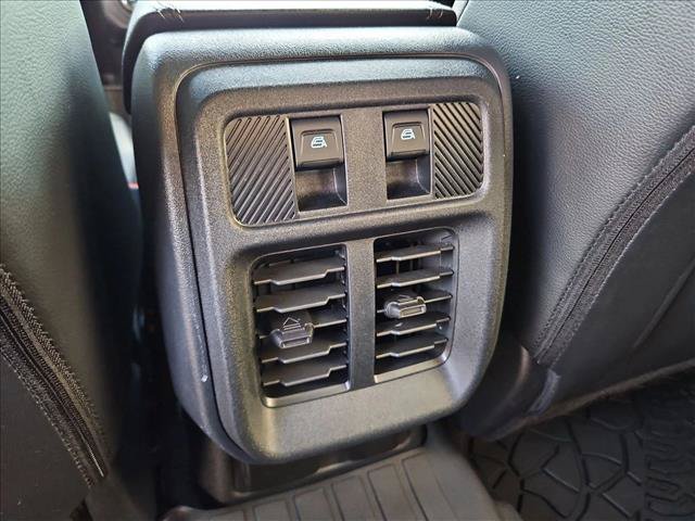 Used 2025 Ford Bronco Outer Banks AWD/4WD image 17