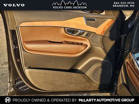 Used 2023 Volvo XC90 B6 Plus w/ Protection Package Premier image 15