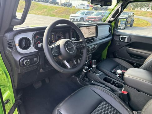 New 2025 Jeep Wrangler Sport S image 12