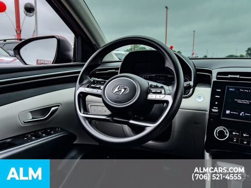 Used 2023 Hyundai Tucson SEL FWD image 16