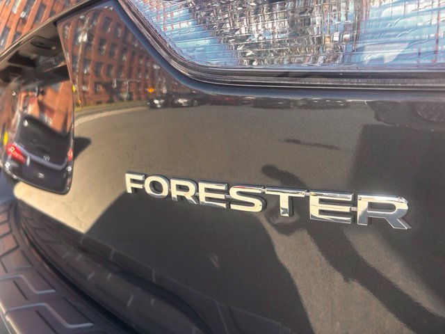 Used 2021 Subaru Forester Premium AWD/4WD image 10