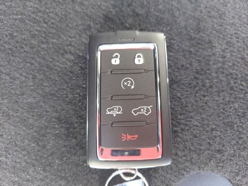 New 2026 Jeep Grand Wagoneer Summit image 33