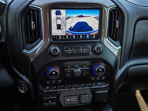 Used 2023 Chevrolet Silverado 3500 High Country w/ Technology Package image 24