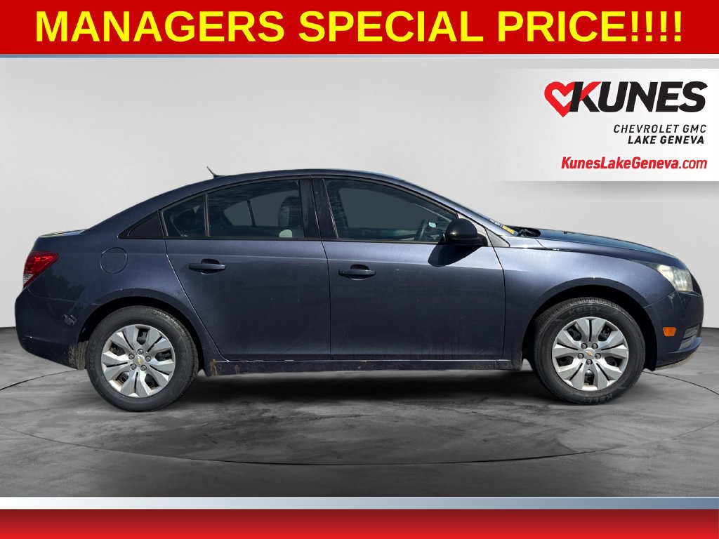 Used 2013 Chevrolet Cruze LS FWD image 9