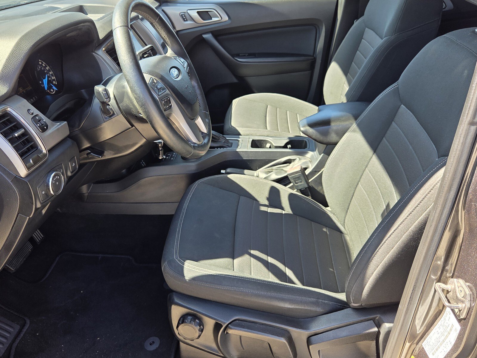 Used 2019 Ford Ranger XLT w/ Black Appearance Package AWD/4WD image 4
