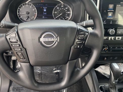 New 2025 Nissan Frontier SV image 27
