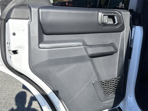 New 2025 Ford Bronco Badlands w/ Sasquatch Package image 24