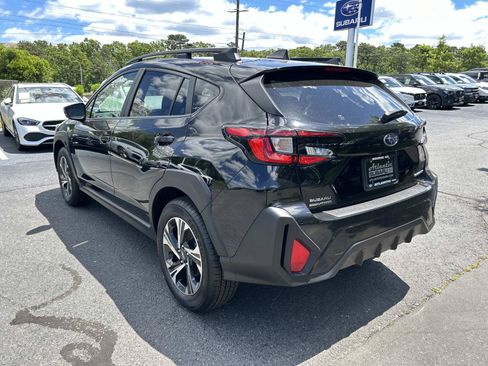 Used 2024 Subaru Crosstrek 2.0i Premium AWD/4WD image 5