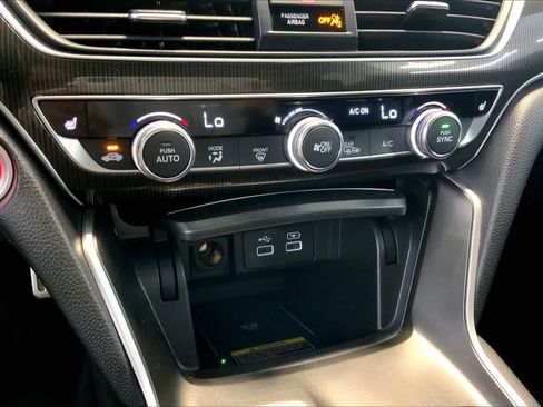 Used 2021 Honda Accord Sport image 34