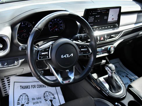 Used 2023 Kia Forte GT-Line image 16