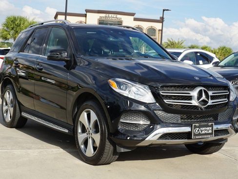 Used 2018 Mercedes-Benz GLE 350 image 3