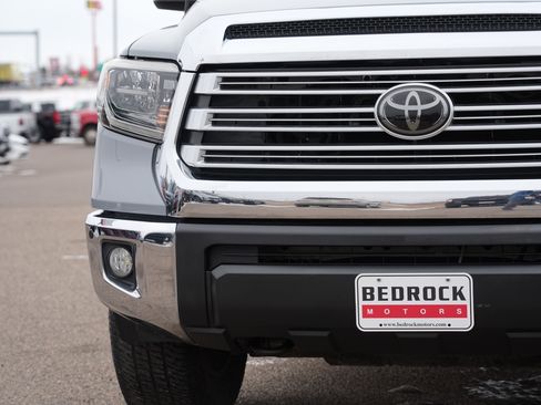 Used 2018 Toyota Tundra Limited w/ Limited Premium Package image 9