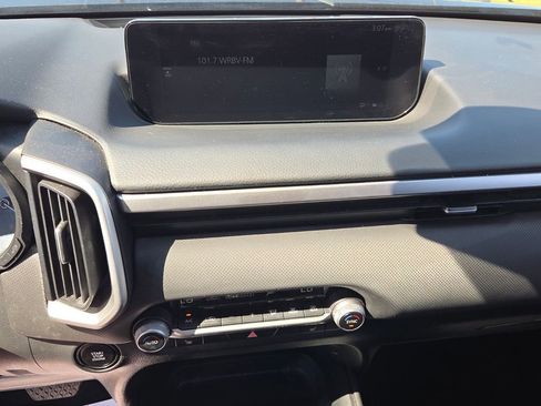 Used 2025 MAZDA CX-50 AWD 2.5 S w/ Premium Package image 17