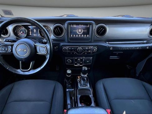 Used 2019 Jeep Wrangler Unlimited Sport S AWD/4WD image 7