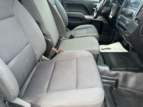 Used 2019 Chevrolet Silverado 1500 LT image 16